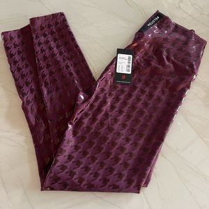 NWT Peloton Show Up Houndstooth Legging SZ L